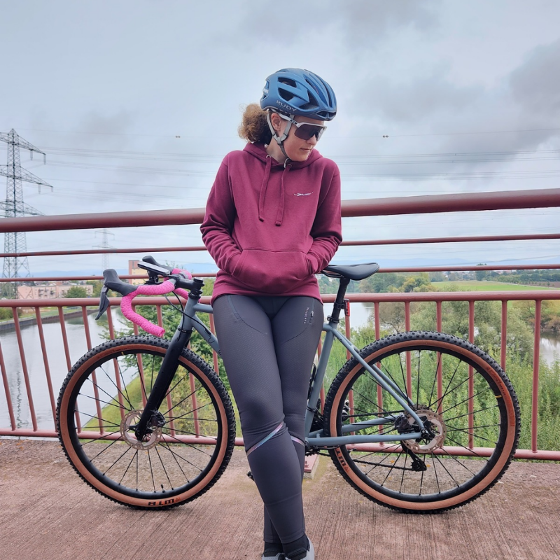 Veloment-Hoodie-Pullover-Fahrradfahren-Fahrradpendeln-Unisex-Weinrot-bestickt-Herbst-Fahrradkleidung-2