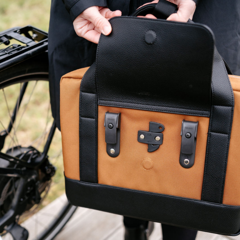 WeatherGoods Sweden Fahrradtasche braun, Businesstasche, Laptoptasche, wasserfest, für Fahrradfahrer, Gepäckträgerfunktion, Office geeignet