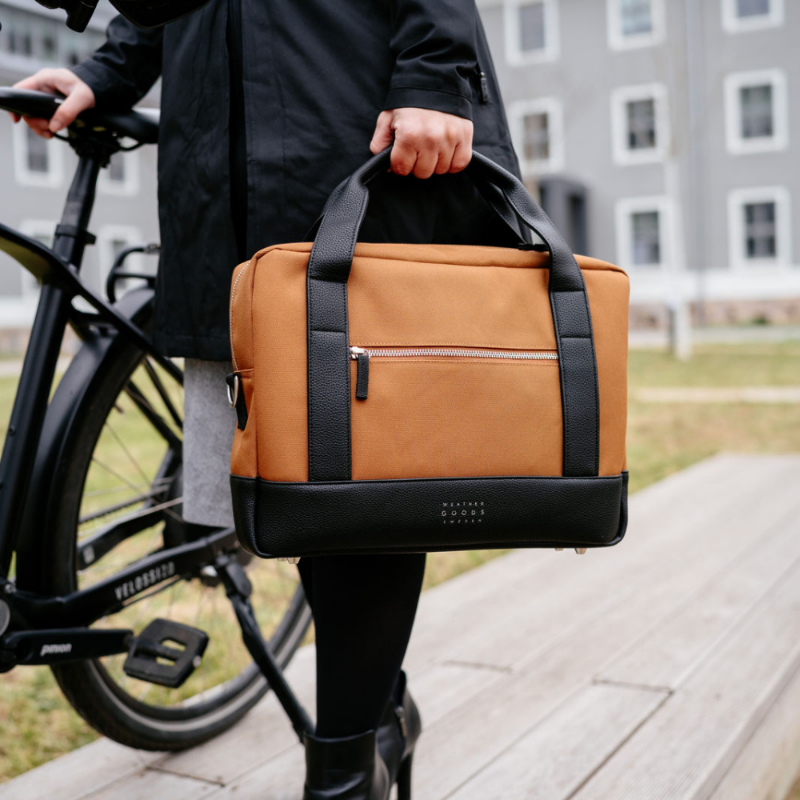 WeatherGoods Sweden Fahrradtasche braun, Businesstasche, Laptoptasche, wasserfest, für Fahrradfahrer, Gepäckträgerfunktion, Office geeignet
